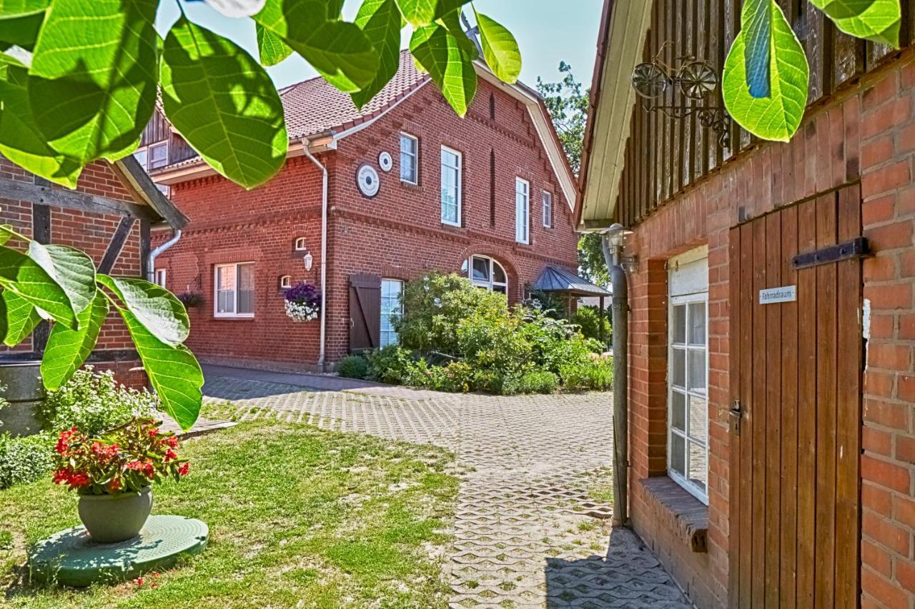 Hotel Elbhof Harnisch Bleckede Exterior foto
